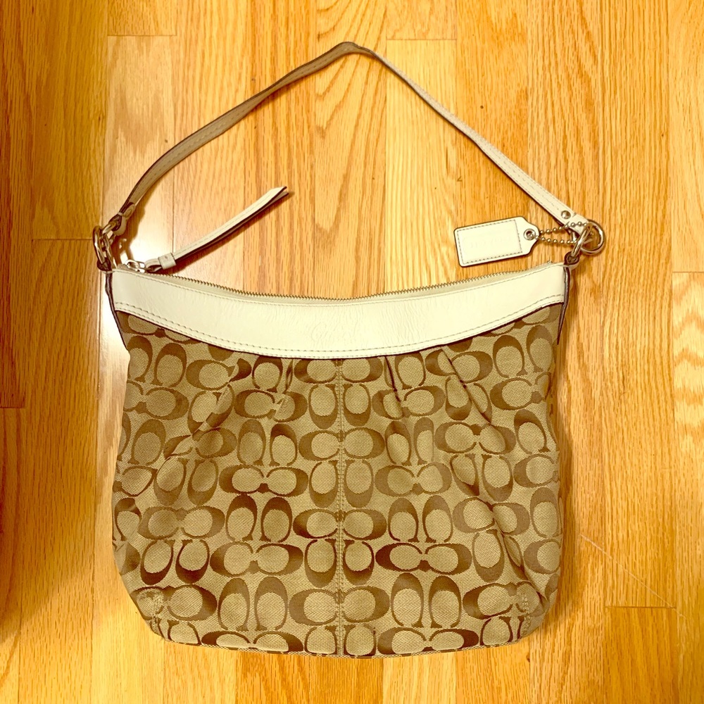 Coach Signature Shoulder Handbag